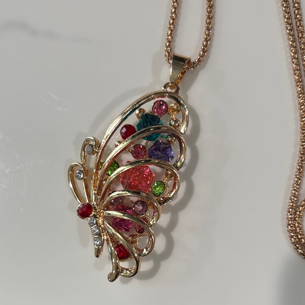 Vibrant Gold Butterfly Pendant Necklace
